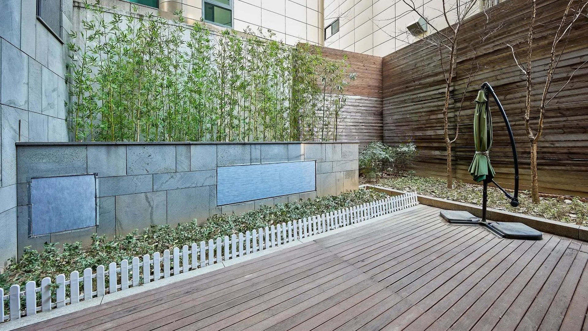Hotel Thomas Myeongdong Seúl