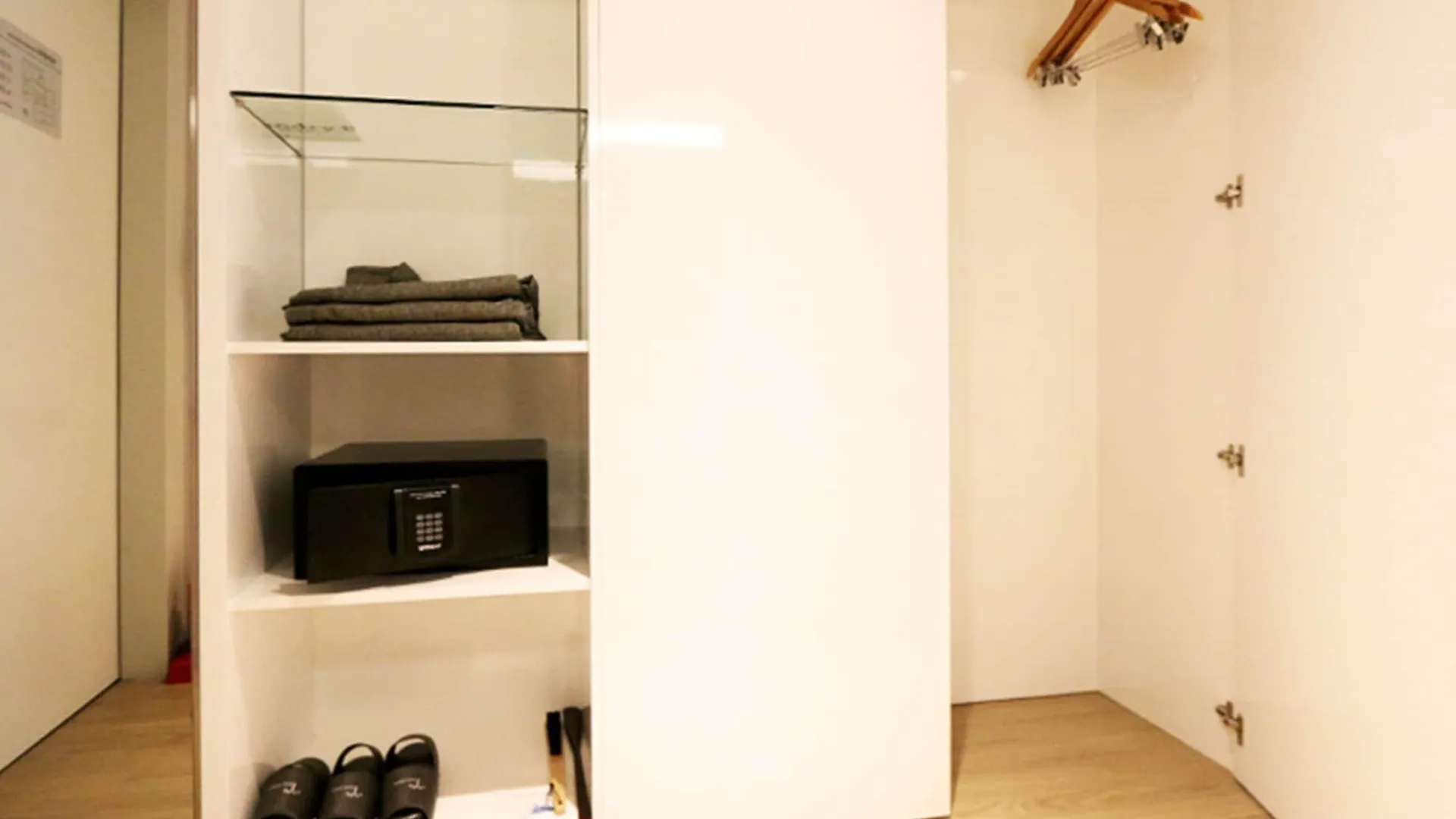 Hotel Thomas Myeongdong Seoul South Korea