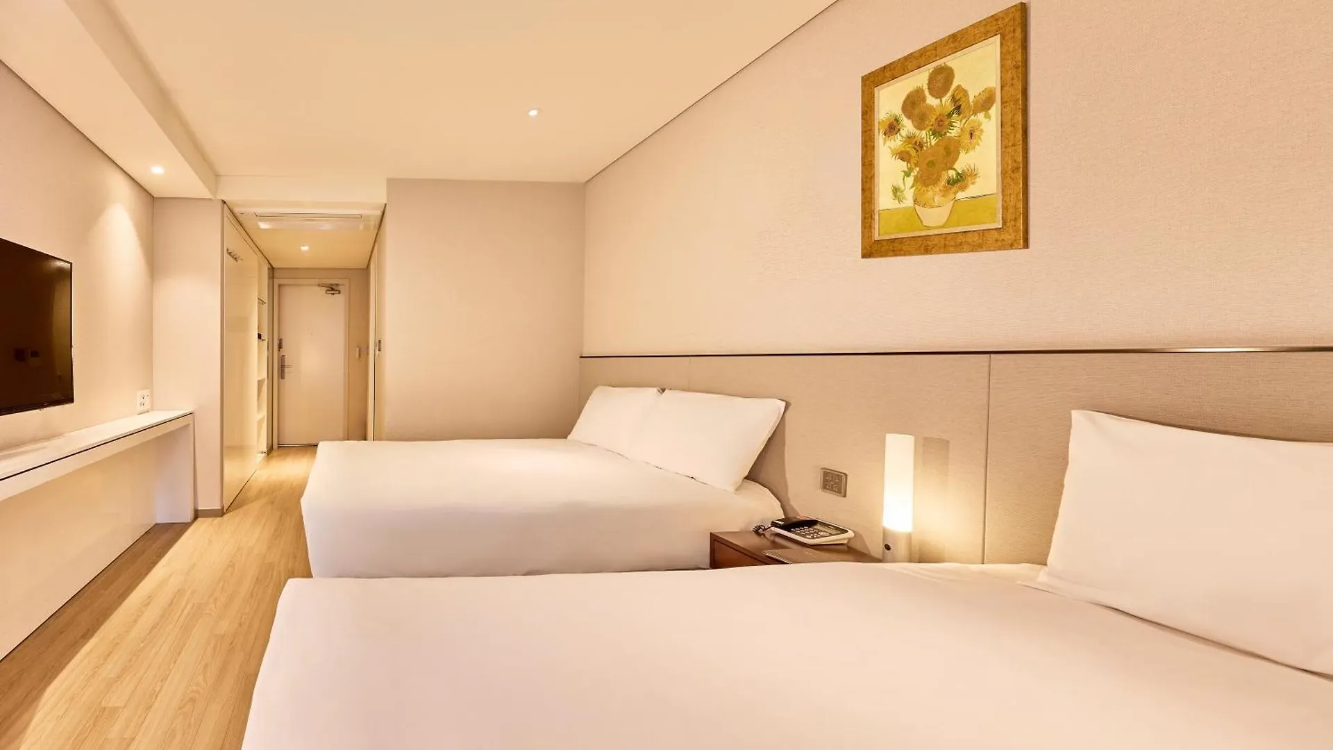 Hotel Thomas Myeongdong Seoul
