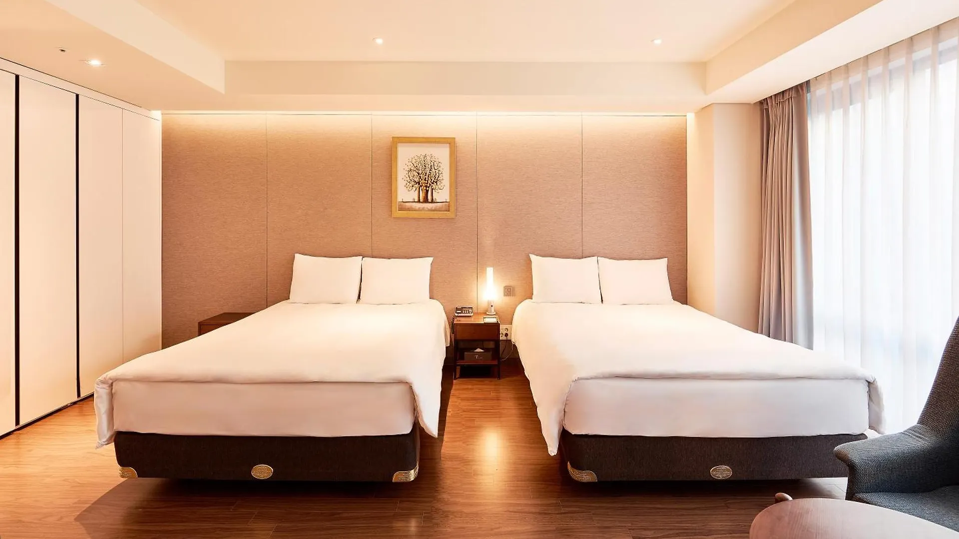 ***  Hotel Thomas Myeongdong Seoul South Korea